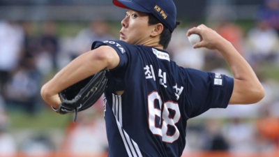 4연패 탈출한 두산, 한화 7-2 완파하고 하루 만에 5위 탈환